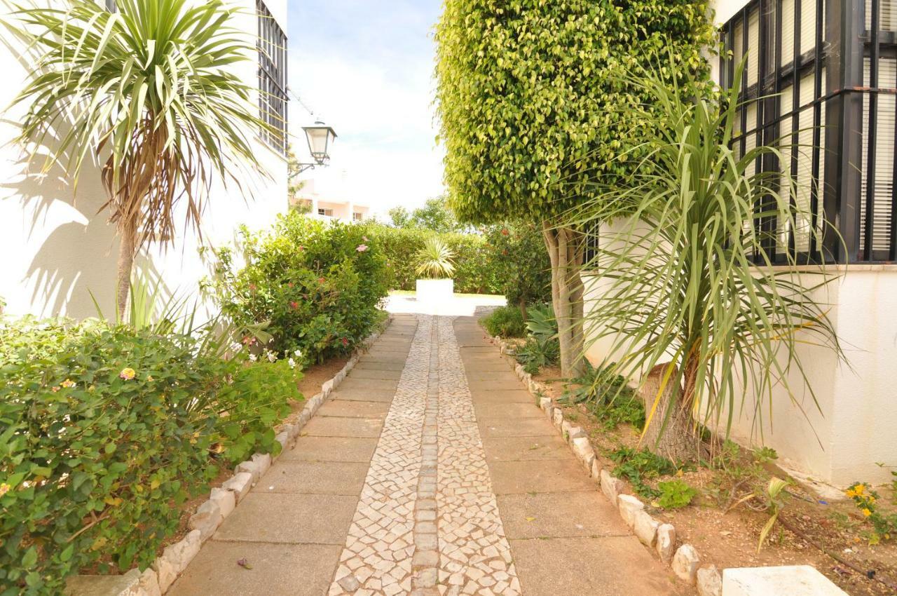 Between Golf And Beach Portimao Exterior photo